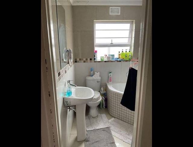 2 BEDROOM PROPERTY TO RENT IN OTTERY